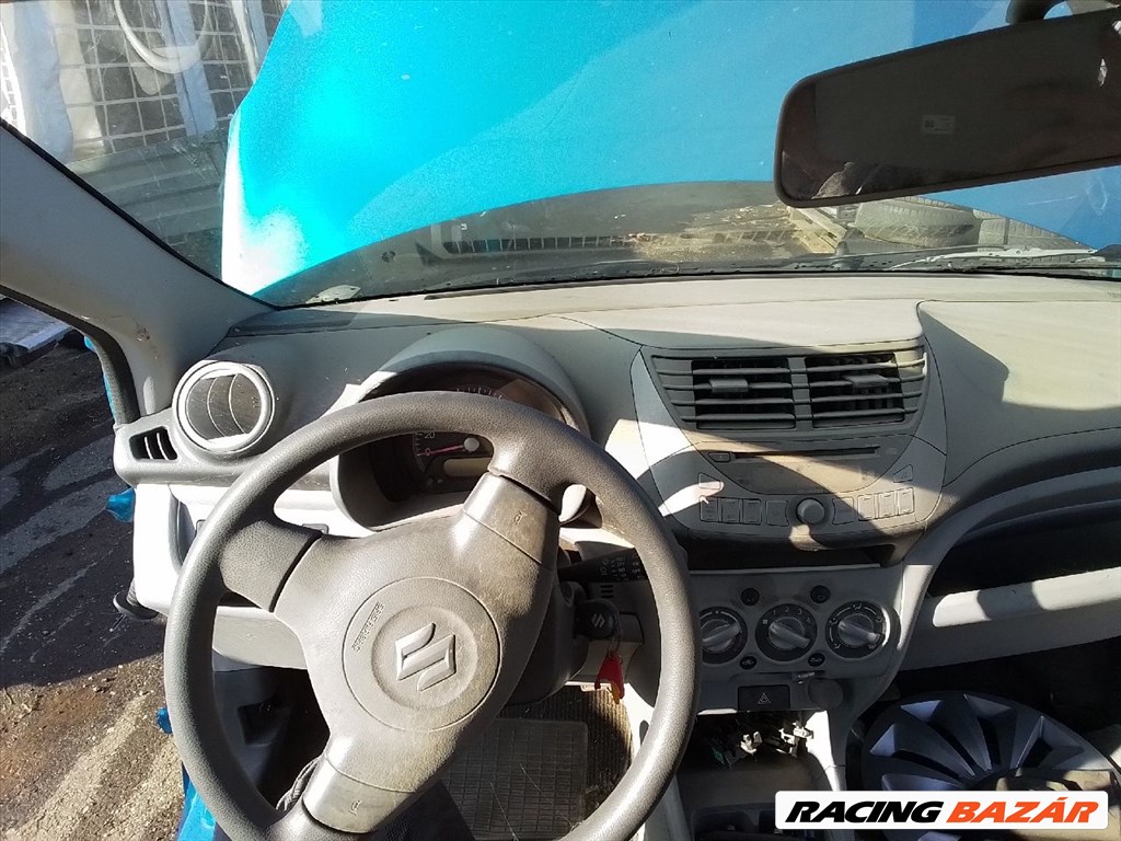 Suzuki Alto V bontott alkatrészei 10. kép