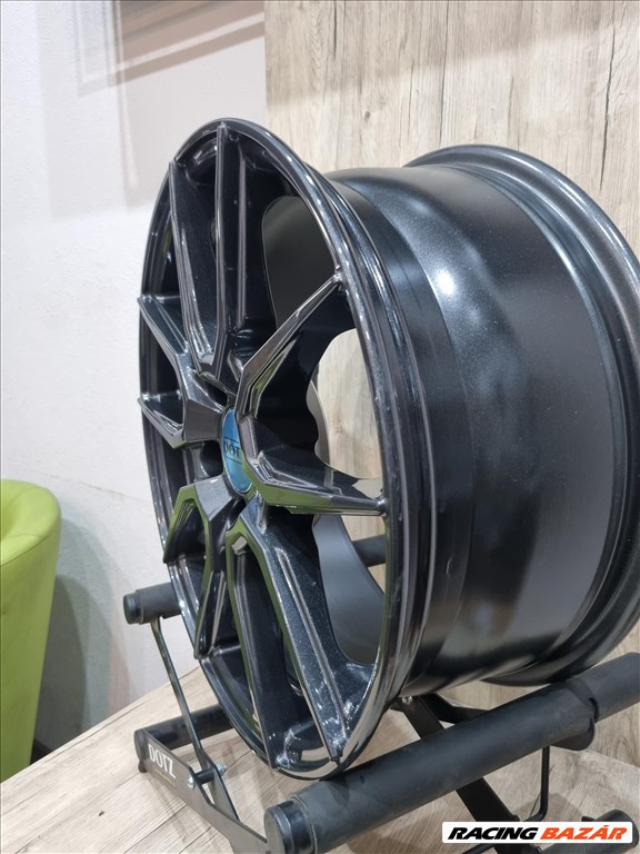  5x112 lyukosztású 7,5JJ 17" újszerű Dotz alufelni 2. kép