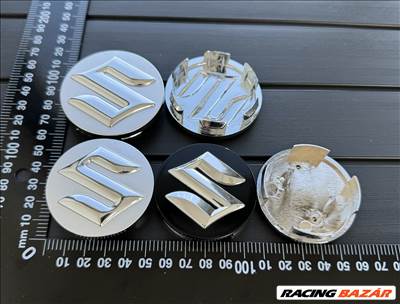 Suzuki Vitara Swift Ignis Scross SX4 Felni Alufelni Közép Kupak Embléma Felnikupak 