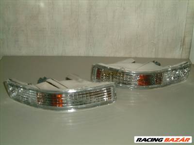 Toyota Corolla E10 /E100 kristály első index íves lökhárítóba pár 1991-1995