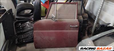 Mercedes W110 jó állapotú ajtók...