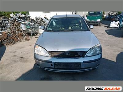 Ford Mondeo Mk3 Fényszóró Jobb "133943"