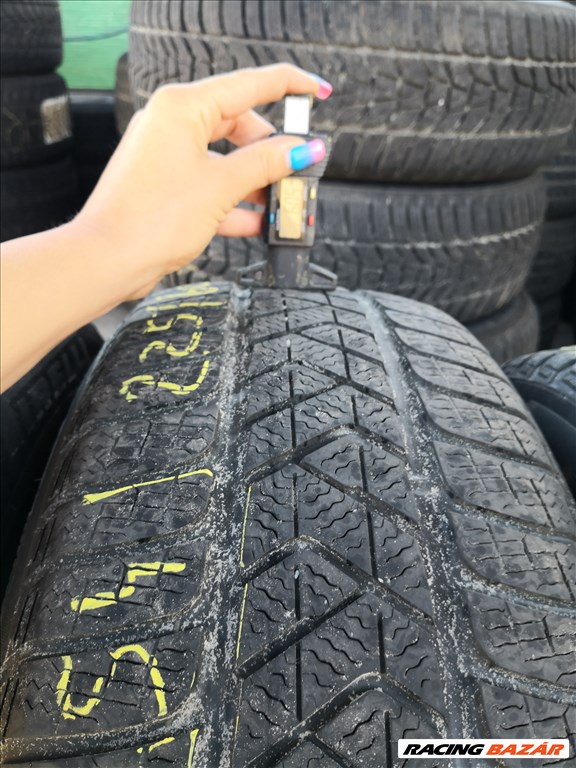 225/60 R17 Pirelli téli gumi 20000ft a 4db/154/ 3. kép