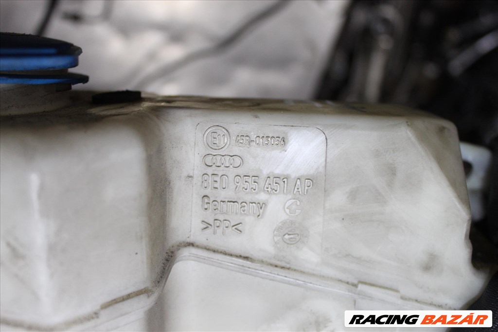 Audi A4 B7 2004-2009 2.0D ablakmosó tartály pumpával 8e0955451ar 4. kép