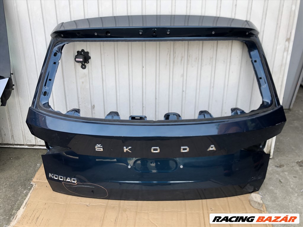 Skoda Kodiaq I facelift csomagtér ajtó  565827159 1. kép