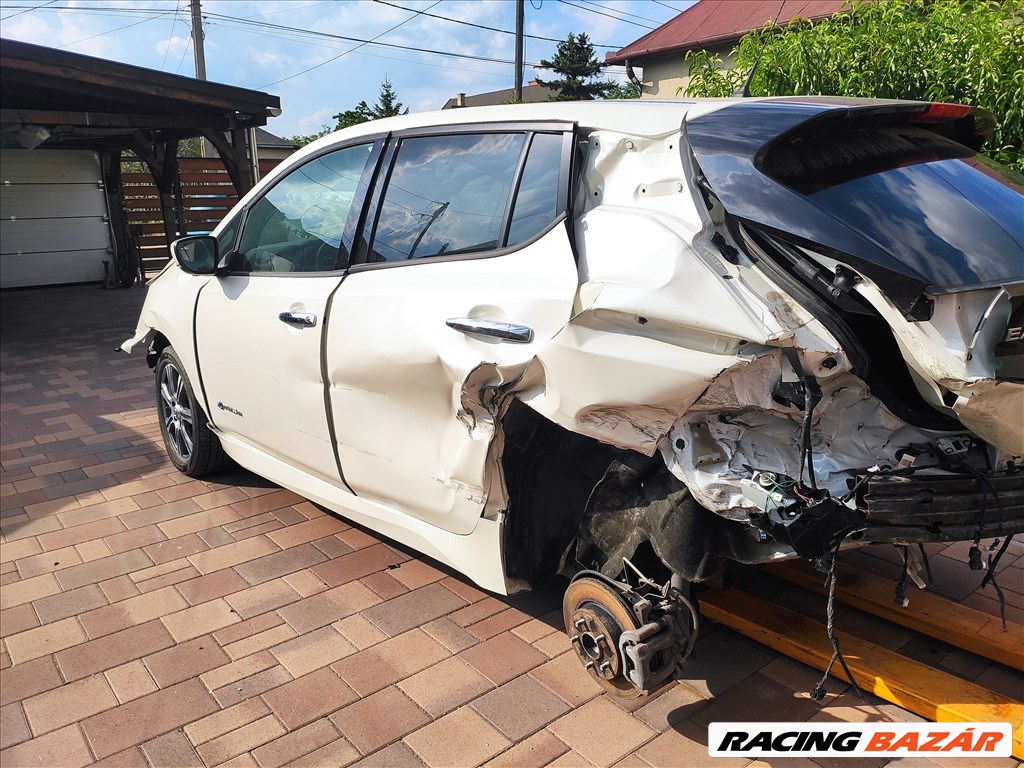 Nissan Leaf II bontott alkatrészei 2. kép