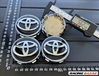 Új Toyota 62mm Felni Alufelni Közép Kupak Közép Felnikupak Felniközép 42603-12730 4260312730