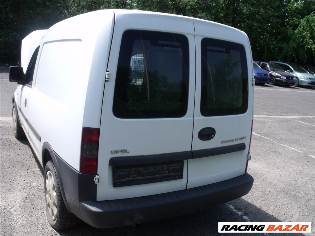 Opel Combo C bontott alkatrészei 4. kép
