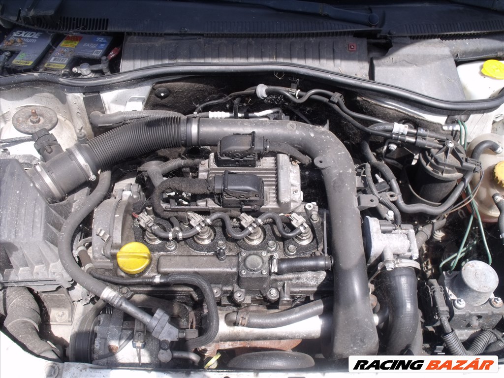 Opel Combo C bontott alkatrészei 5. kép