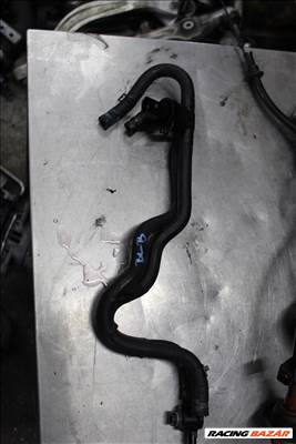 Audi A4 B7 Üzemanyag cső 2.0D 8e0130307c