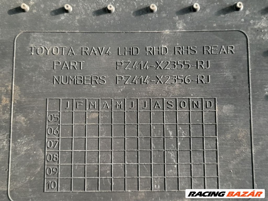 Toyota RAV4 (XA30) 2.0 VVT-I Padlószőnyeg pz414x2357rj 3. kép