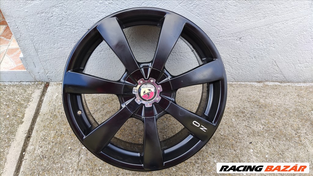 OZ Titan fekete alufelni szett, 7x18, 4x100 - 4x108, 75 (58.1), et42 2. kép