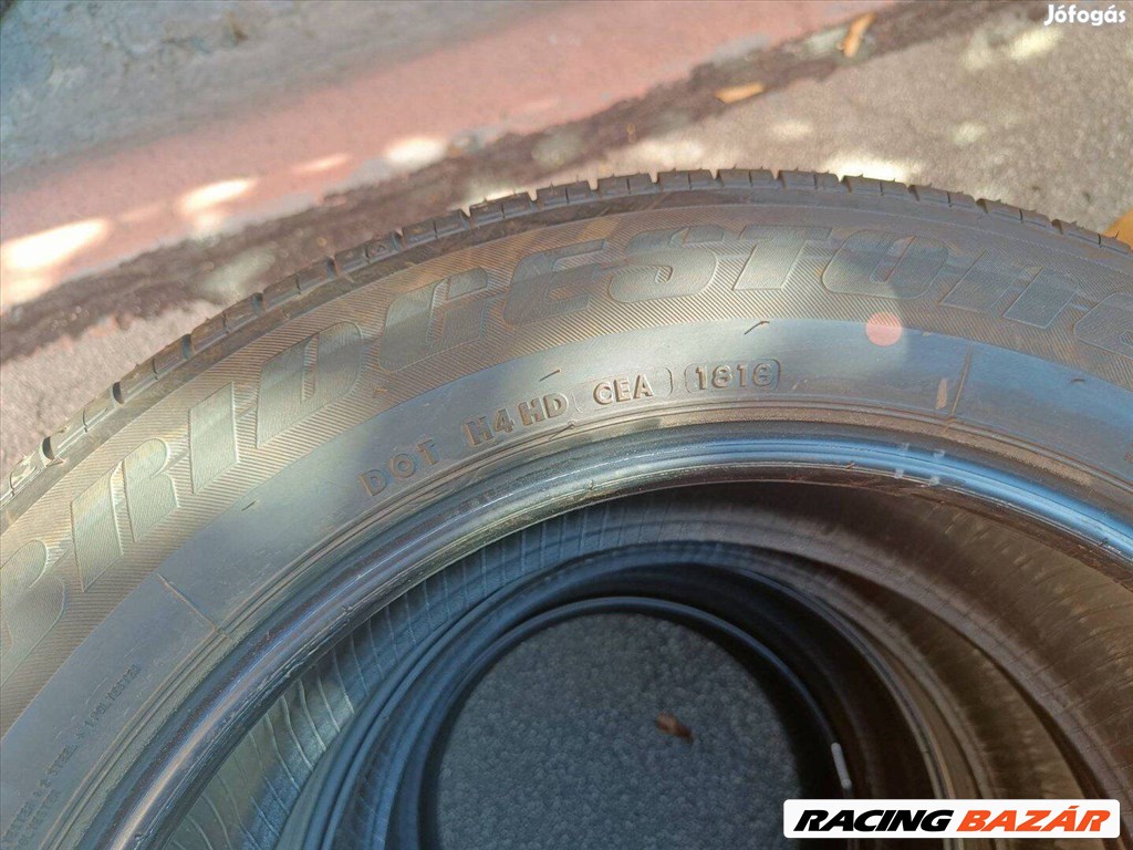 Újszerű 225/60 18 Bridgestone nyári gumi r18 " dot18 3. kép