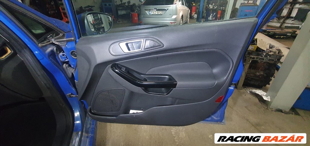 Ford Fiesta Mk6 5 ajtós ajtókárpit szett 3. kép