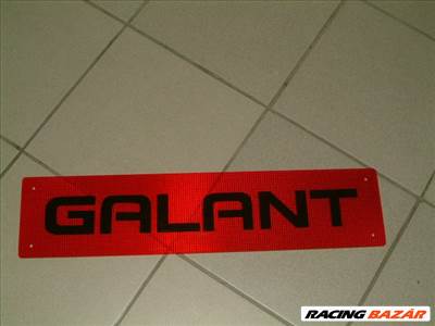 Mitsubishi Galant 1987-ig fényvisszaverő prizma