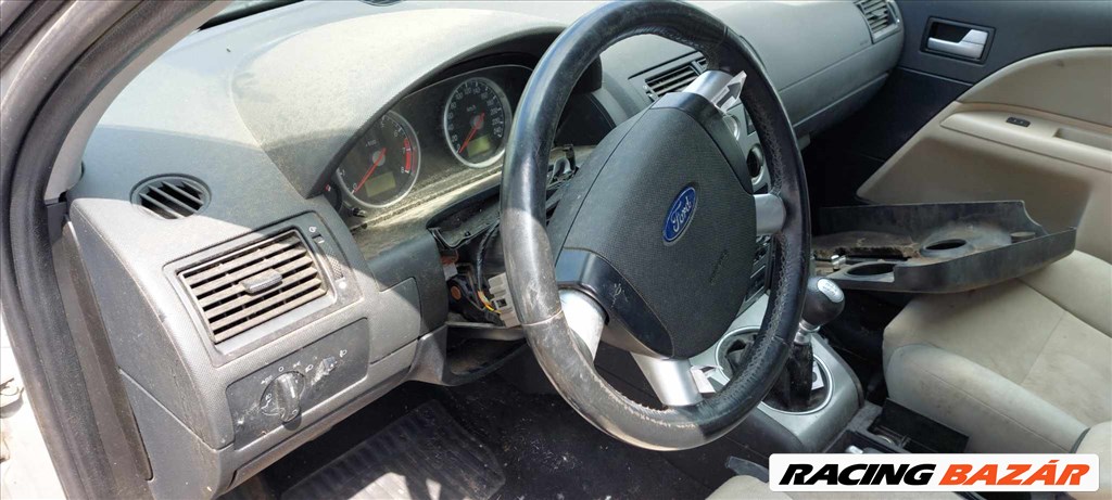 Ford Mondeo Mk3 1.8 benzin bontott alkatrészei (24/89) 7. kép