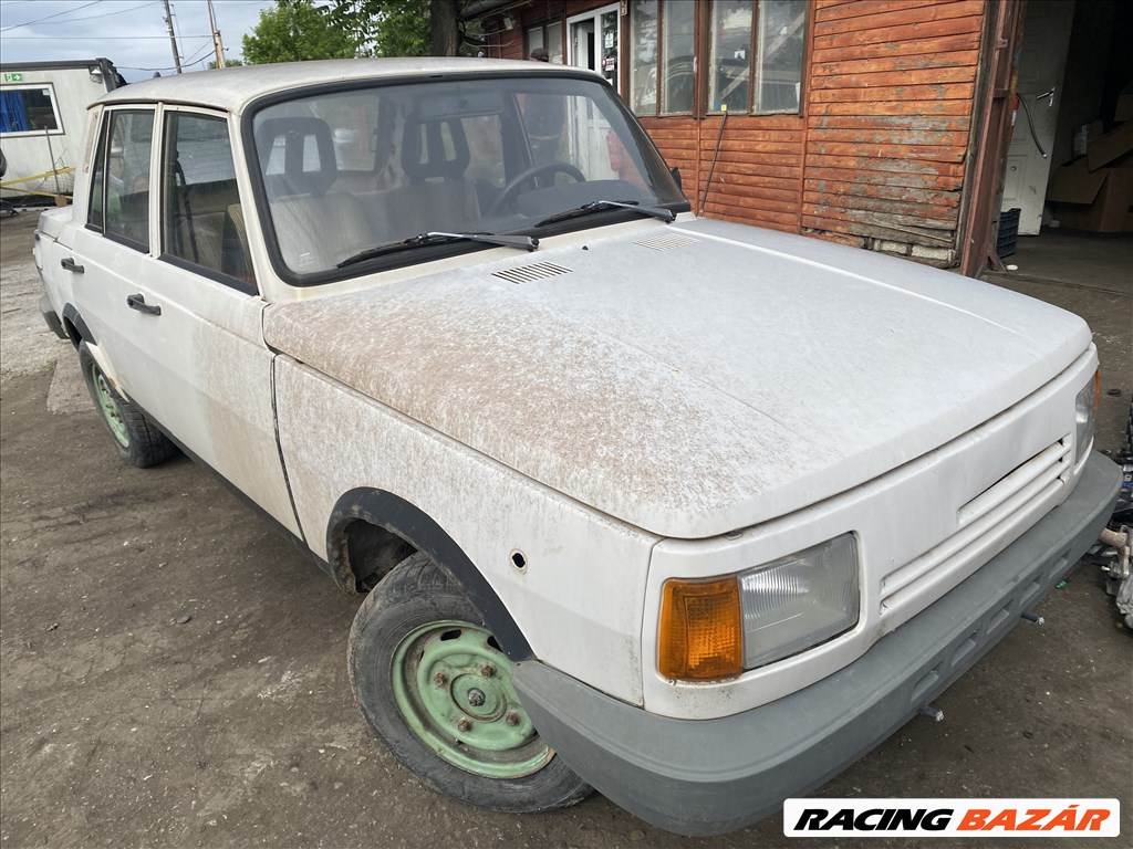 Wartburg 1.3 bontott alkatrészei 1. kép