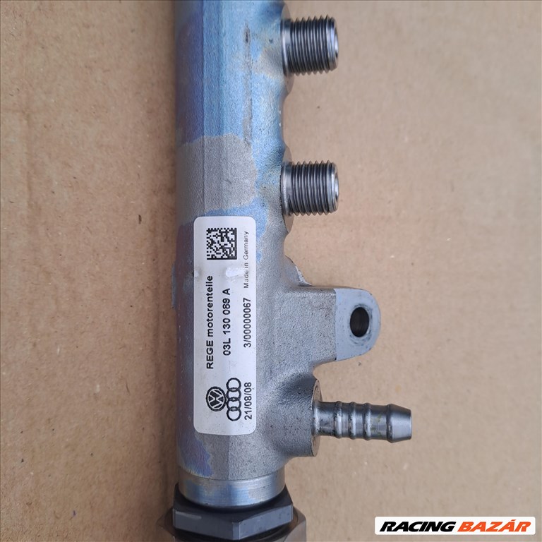 2.0 TDI Cr Porlasztó 03l130277 2. kép