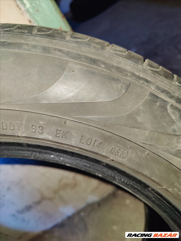  235/5517" használt Pirelli nyári gumi gumi 2. kép