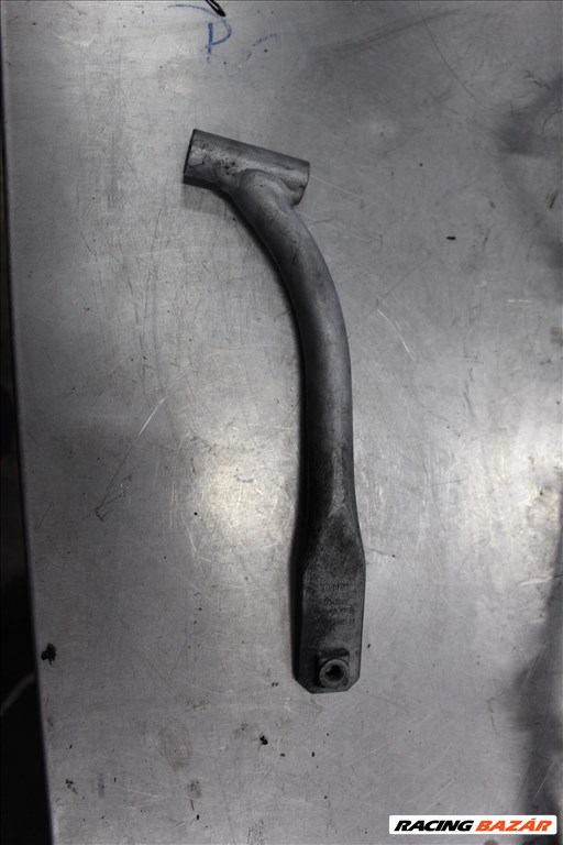 Audi A4 B7 2004-2009 2.0D turbó tartó konzol 1. kép