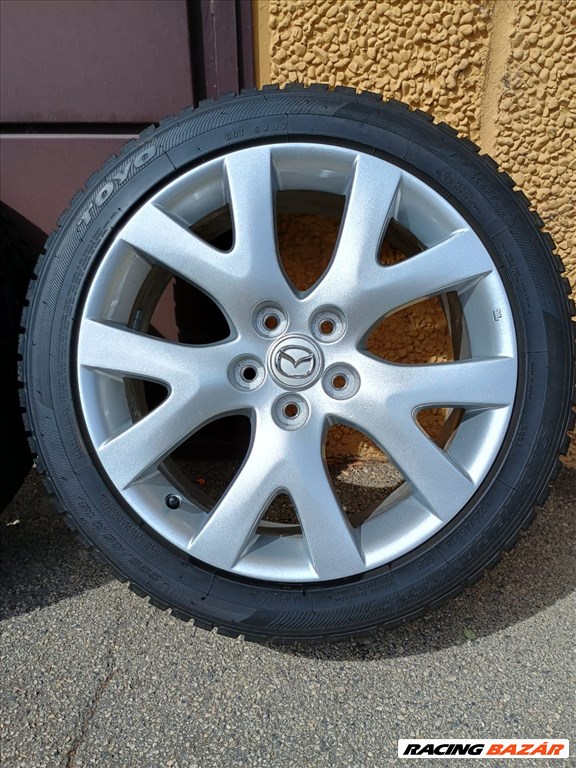  5x114.3 lyukosztású 18" Mazda alufelni, rajta 225/45 Toyo Tires téli gumi 5. kép