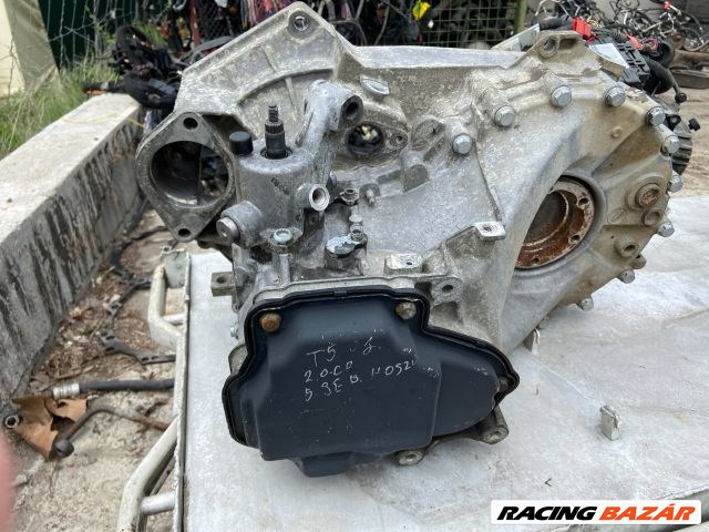 Volkswagen Transporter T5 VW TRANSPORTER V Dobozos 2.0 TDI LRS váltó 8. kép