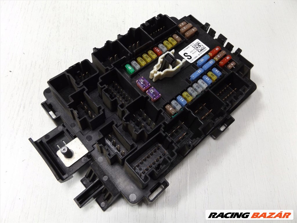 Tesla Model S biztosítéktábla 103440900a 1. kép