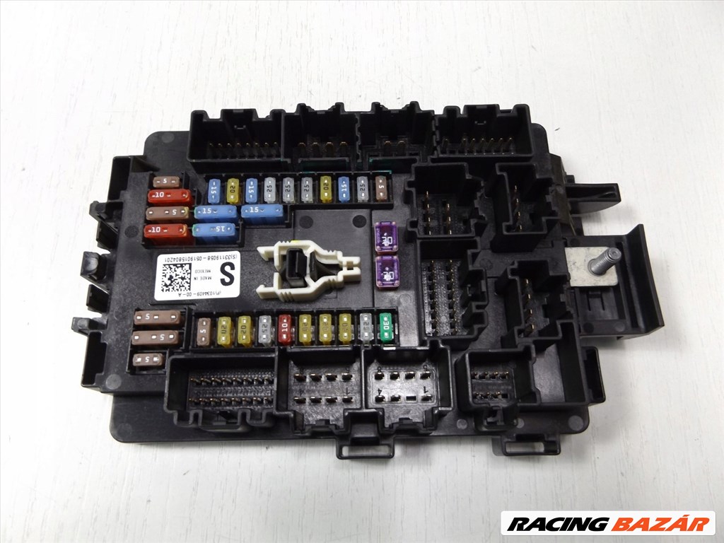 Tesla Model S biztosítéktábla 103440900a 2. kép