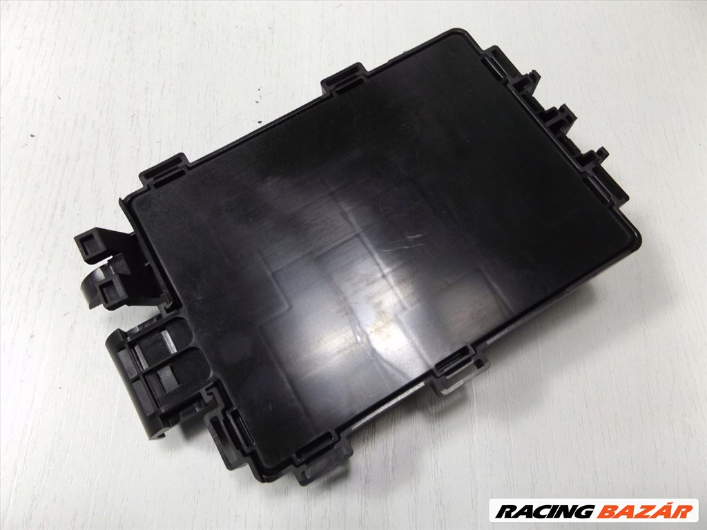 Tesla Model S biztosítéktábla 103440900a 4. kép
