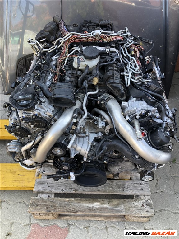 Mercedes 63 AMG motor M 278 / M 157 OM 278 / OM 157 1. kép