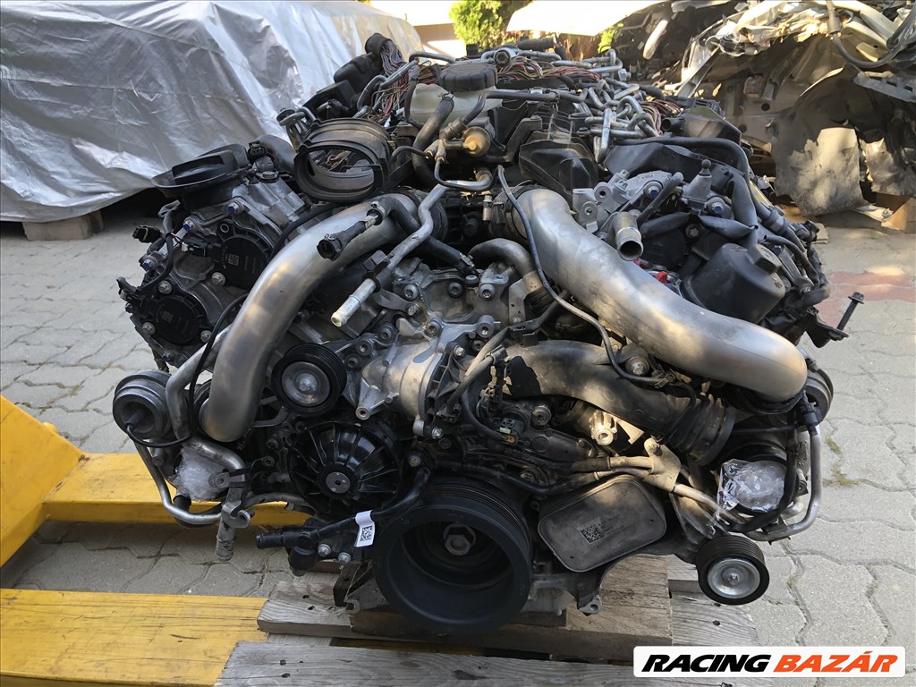 Mercedes 63 AMG motor M 278 / M 157 OM 278 / OM 157 3. kép