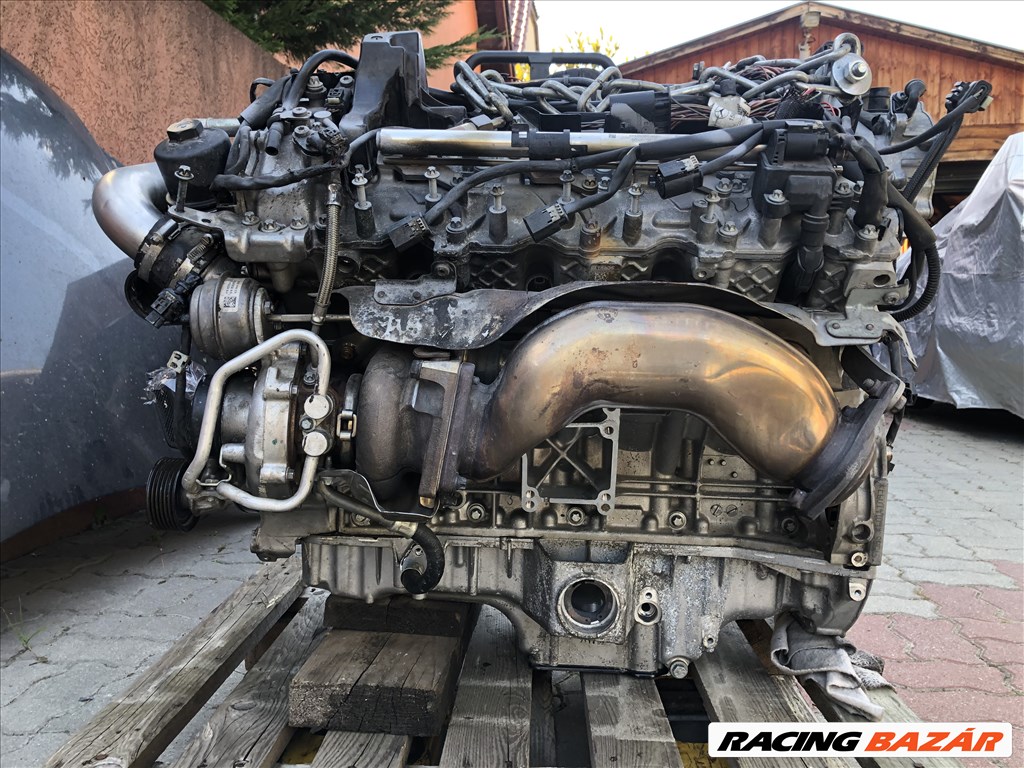 Mercedes 63 AMG motor M 278 / M 157 OM 278 / OM 157 4. kép