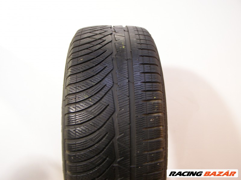 Michelin Alpin PA4 235/50 R17  1. kép
