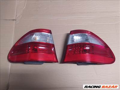 Mercedes w211 kombi hátsó lámpák eladók! 