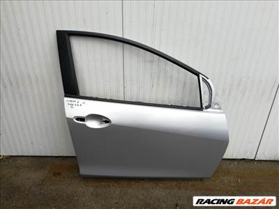 Mazda 2 5 ajtós jobb első ajtó