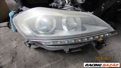 Lancia Delta 2011 jobb első xenon fényszóró 46080748