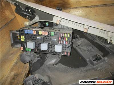 Ford Transit Custom Mk1 külső biztosítéktábla 