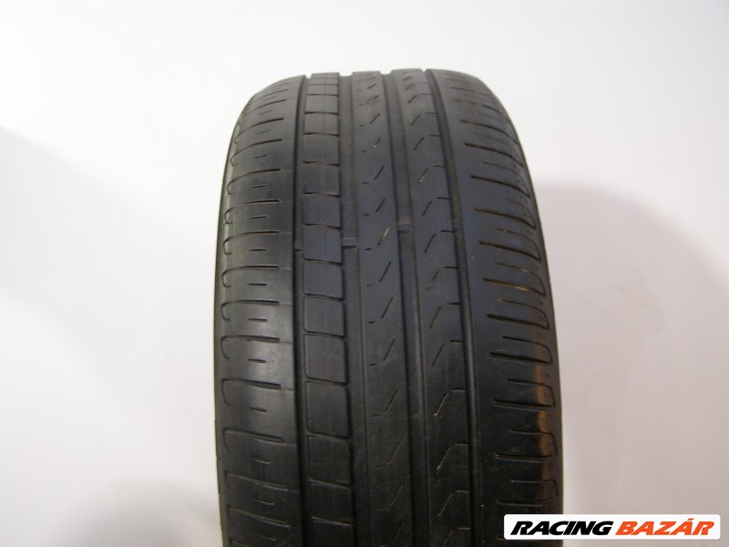 Pirelli Cinturato P7 235/45 R18  1. kép