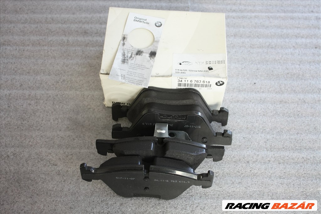 BMW  E60/E61 fékbetét garnitúra kopásjelzővel - első 520d 520i 523i 525i 34116763618 1. kép