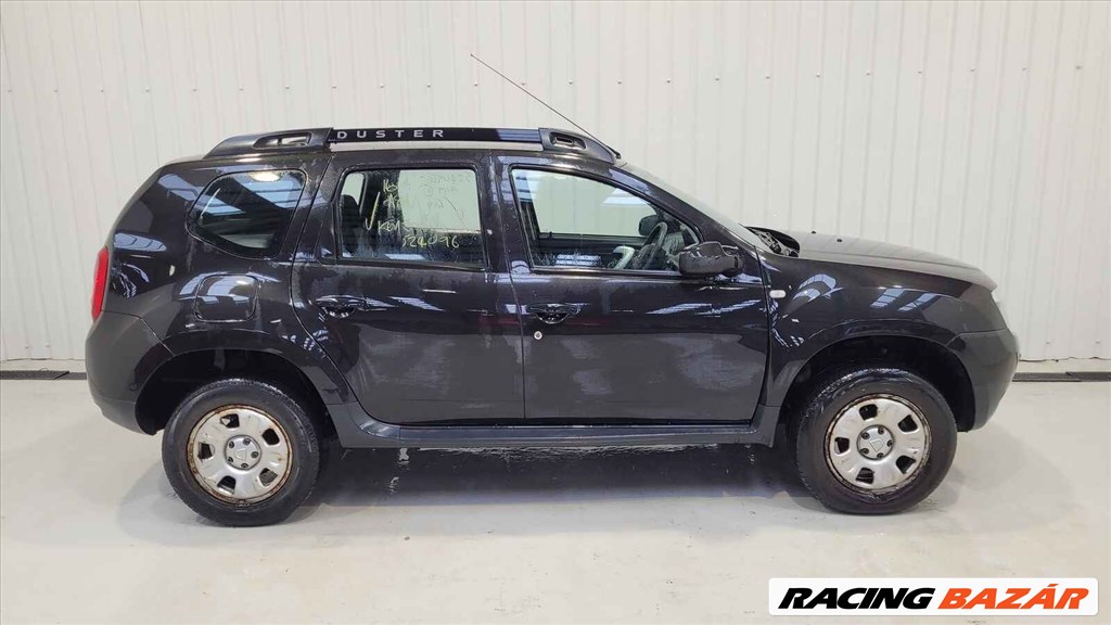 Dacia Duster I bontott alkatrészei 6. kép