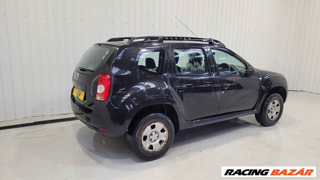 Dacia Duster I bontott alkatrészei 7. kép