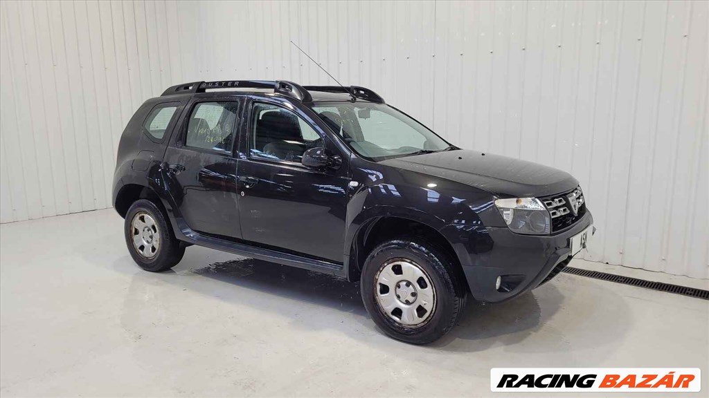 Dacia Duster I bontott alkatrészei 11. kép