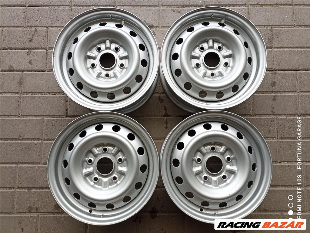 5x114.3 14" Toyota újszerű lemezfelni garnitúra (R412) 1. kép