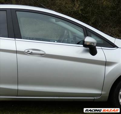 Ford Fiesta MK7 2008-2017 jobb első ezüst ajtó