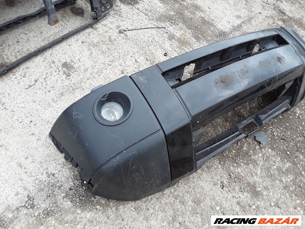 Land Rover Discovery 2004-2009 első lökhárító 4. kép