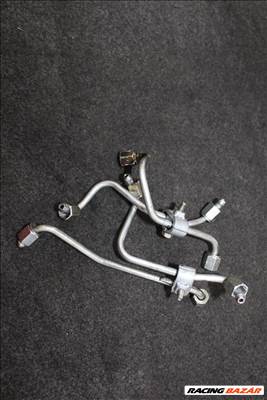 Toyota RAV4 III 2006-2013 Üzemanyag cső