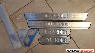 Mitsubishi Outlander III Outlander küszöbdísz, hűtőmaszk embléma 