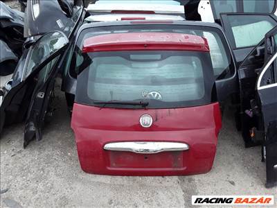 Fiat 500 2007- csomagtérajtó, üresen 