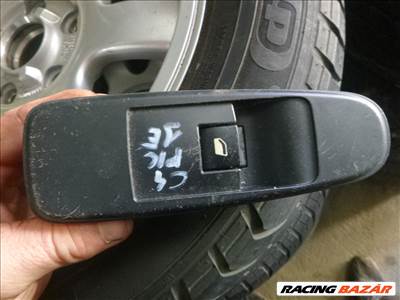 Citroën C4 Picasso I 2006 JOBB ELSŐ ablakemelő kapcsoló ( 4 PIN) 96590662xt