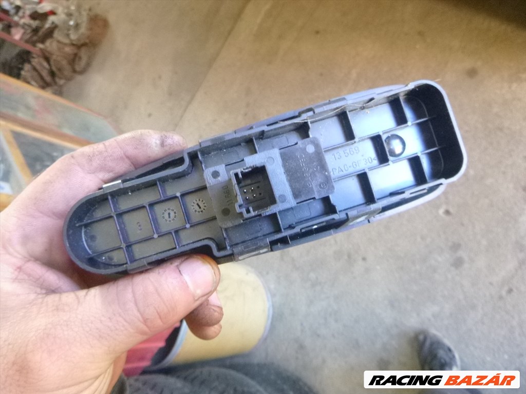 Citroën C4 Picasso I 2006 JOBB ELSŐ ablakemelő kapcsoló ( 4 PIN) 96590662xt 6. kép